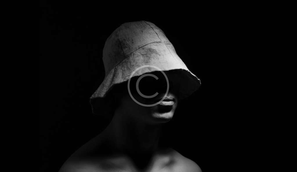 Black Post 2 Copyright 1024x592